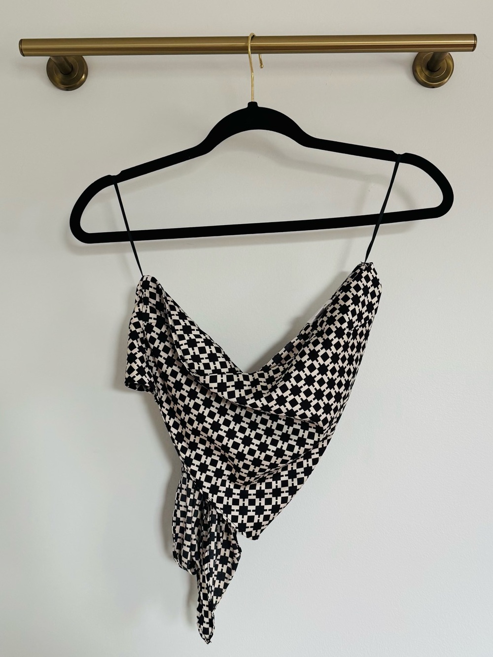 Le Lis Handkerchief Bandana Wrap Scarf Tie Halter Festival Summer Top